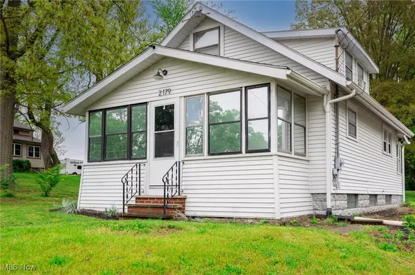 2179 Glenmount AVE, Akron, OH 44319