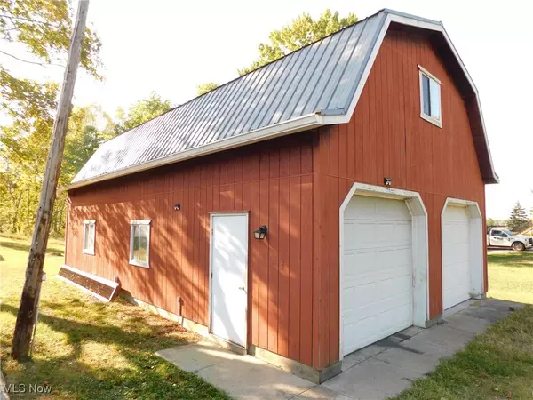 Atwater, OH 44201,2547 Industry RD