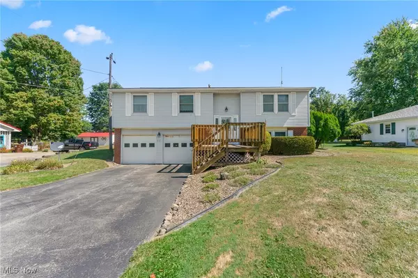 887 State Route 7 SE, Brookfield, OH 44403