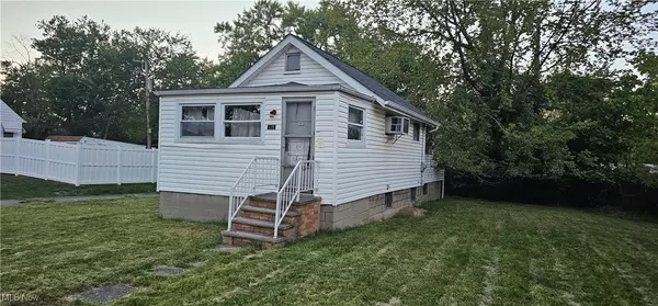 5606 Jefferson AVE, Maple Heights, OH 44137