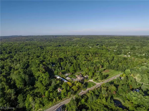 Chesterland, OH 44026,9448 Mayfield RD