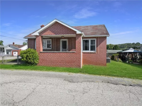 Windsor Heights, WV 26075,813 Main ST