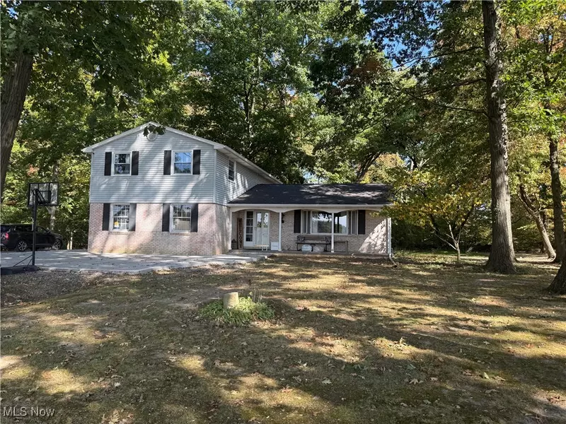 2636 Kenyon AVE NW, Massillon, OH 44647