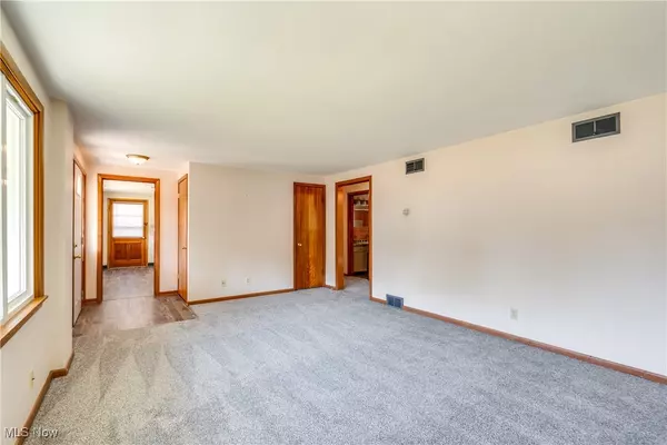 Massillon, OH 44646,2312 Massachusetts AVE SE