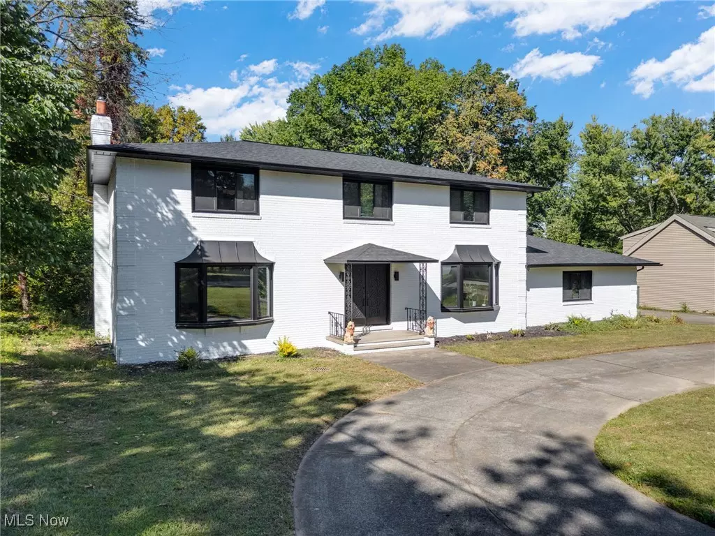 Brecksville, OH 44141,6713 Farview RD