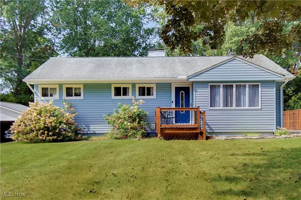 524 Long DR,  Norton,  OH 44203