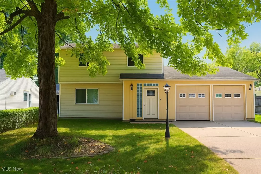 Eastlake, OH 44095,35462 Dewey DR