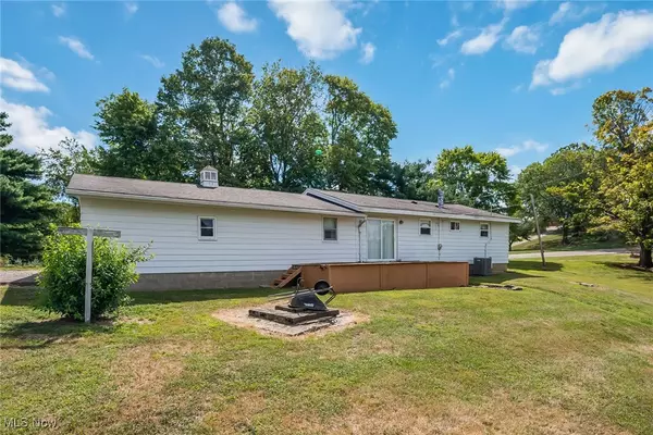 Coshocton, OH 43812,46034 State Route 541