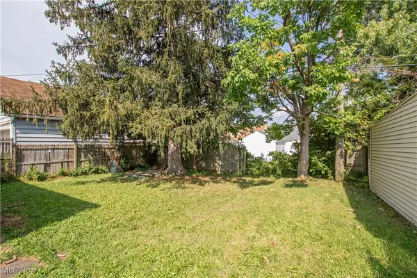 Parma, OH 44129,5618 Bradley AVE