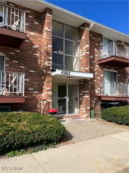 4383 Inner Circle DR #C24, Brunswick, OH 44212