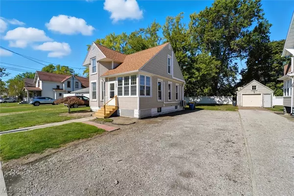 Ashtabula, OH 44004,1627 W 6th ST