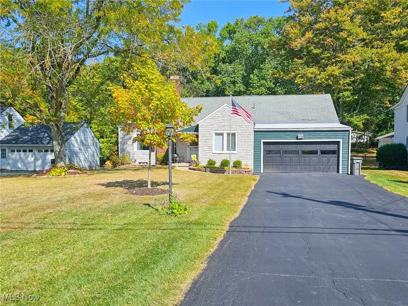 4270 Mellinger RD, Canfield, OH 44406