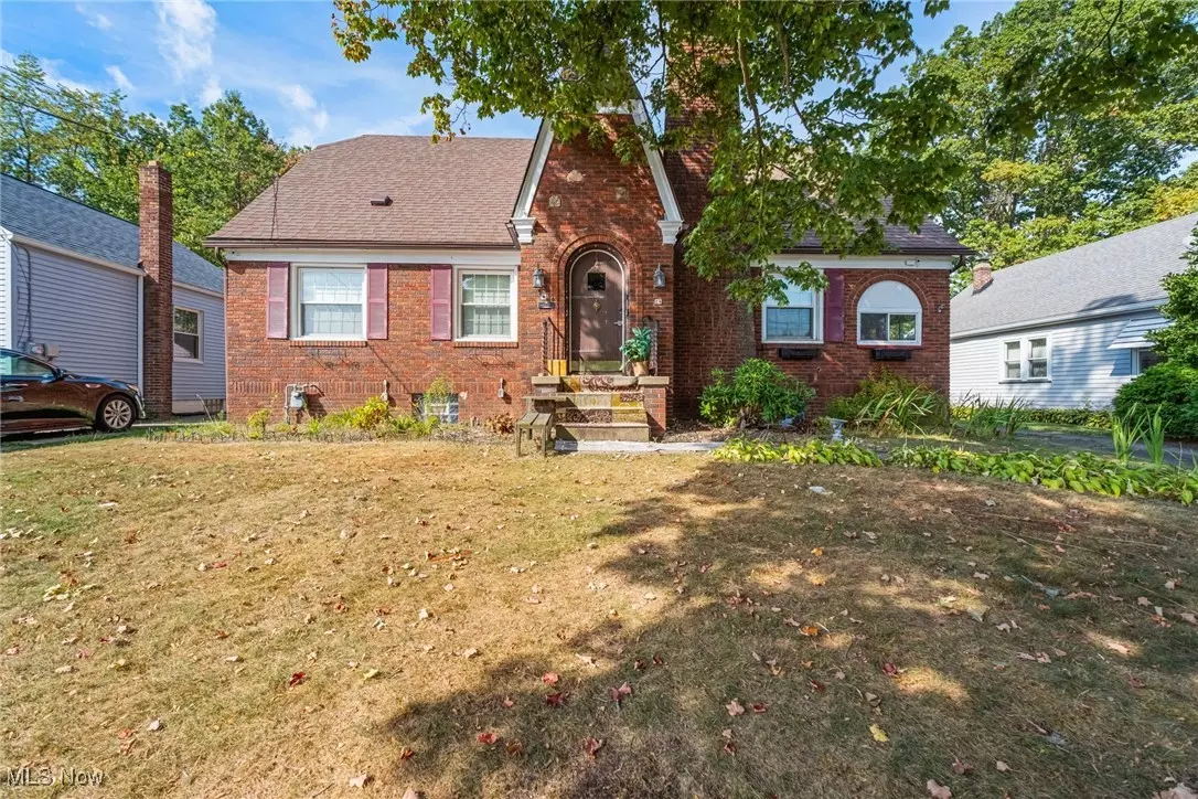 Youngstown, OH 44512,28 Terrace DR