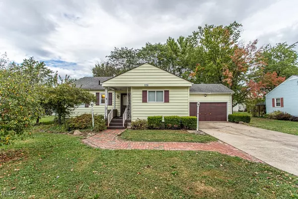 176 Durst DR NW, Warren, OH 44483