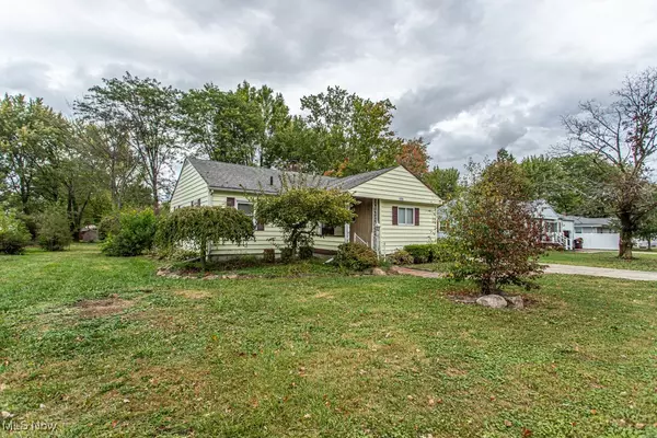 Warren, OH 44483,176 Durst DR NW