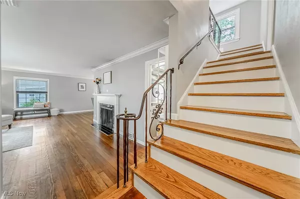 Fairview Park, OH 44126,21503 Hillsdale AVE