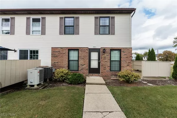6537 Liberty Bell DR, Brook Park, OH 44142