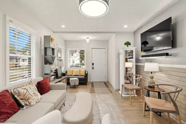 Akron, OH 44320,985 Peerless AVE