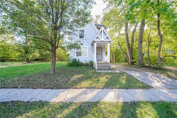 569 E 101st ST, Cleveland, OH 44108