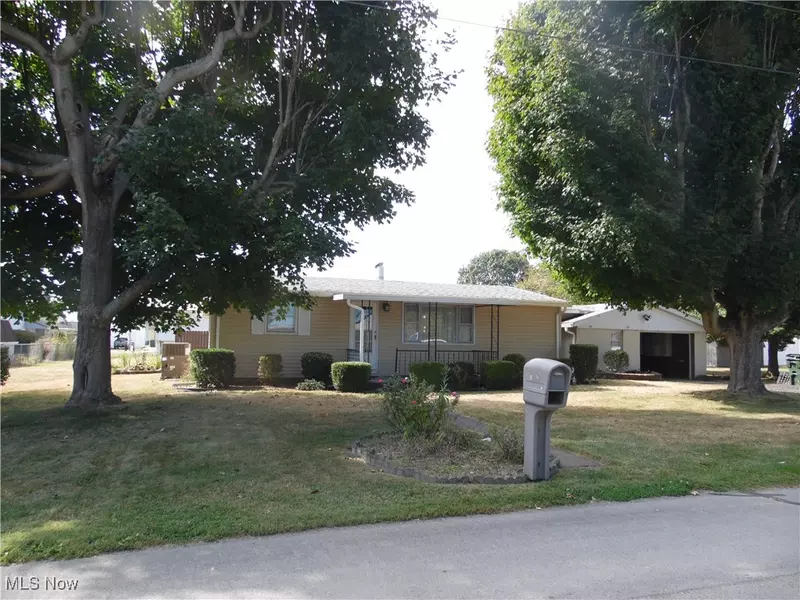 111 Hanson DR, Marietta, OH 45750