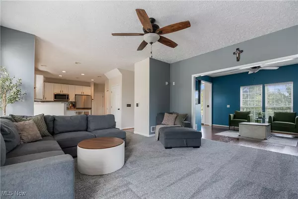 Norton, OH 44203,2676 Pinegate DR