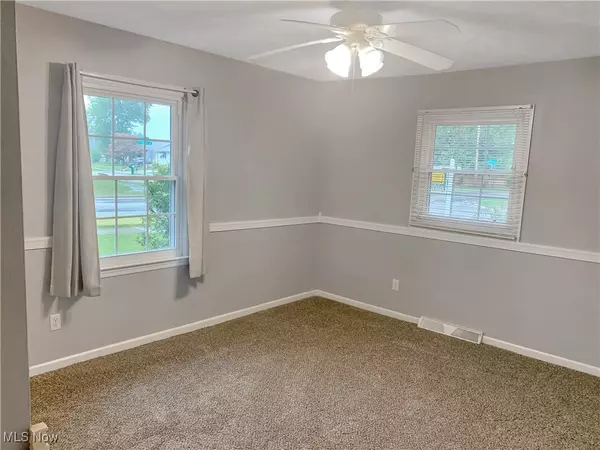 Sheffield Lake, OH 44054,785 Howell ST