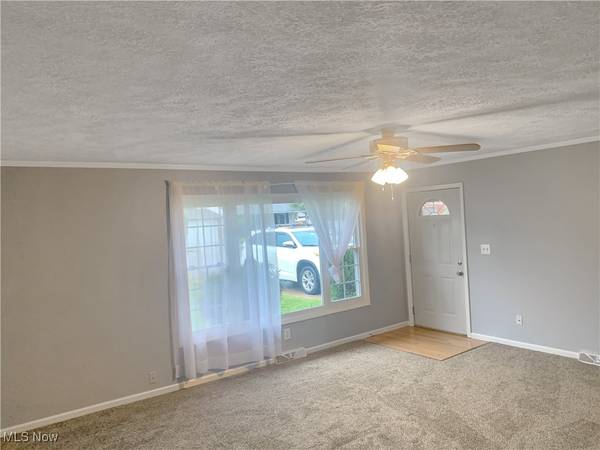Sheffield Lake, OH 44054,785 Howell ST