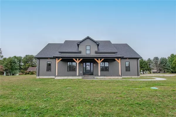 49981 N Park CIR, East Liverpool, OH 43920