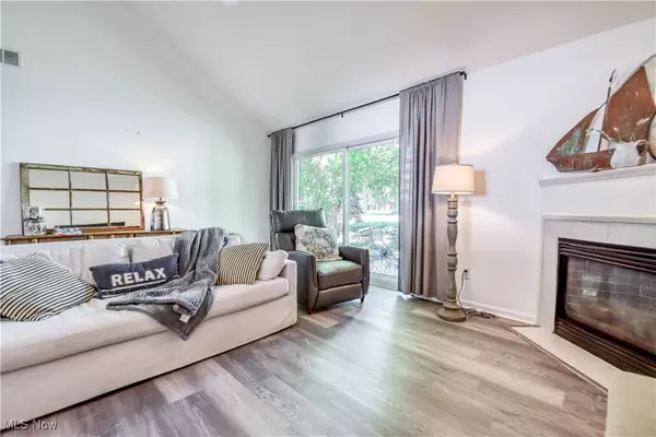 Madison, OH 44057,5554 Saint Thomas LN