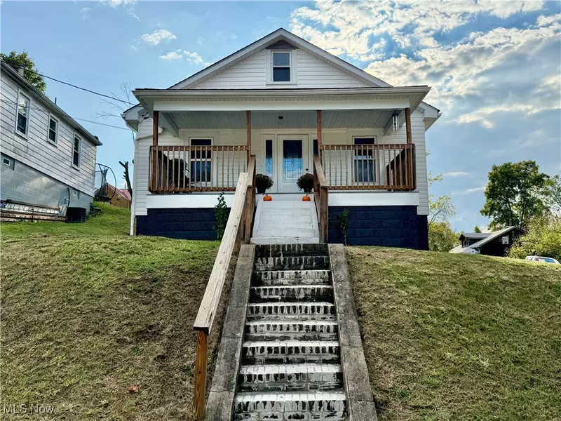 135 Eva ST, Weirton, WV 26062