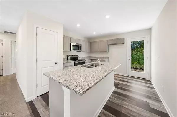 Lorain, OH 44055,1928 E 41st ST