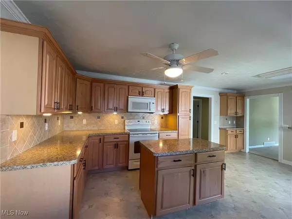 Eastlake, OH 44095,1605 E 337th ST