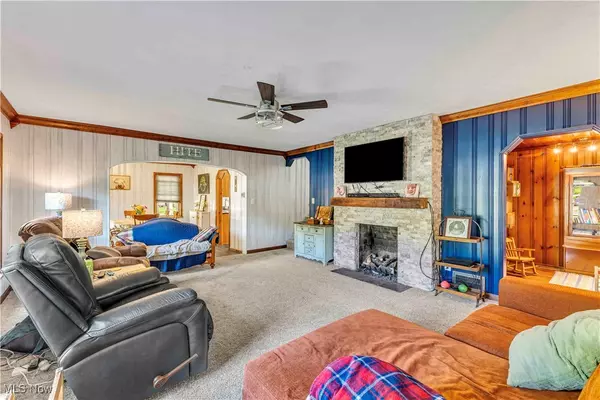 Sheffield Lake, OH 44054,459 Abbe RD