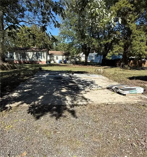 Newton Falls, OH 44444,57 E Main RD