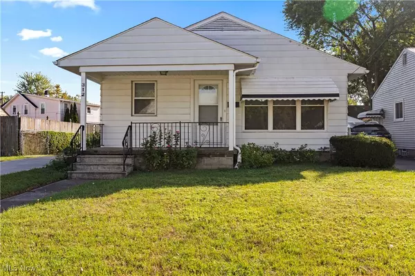 312 Henry ST, Elyria, OH 44035