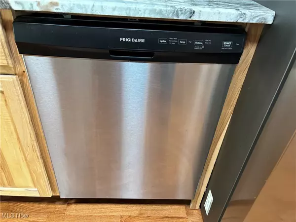 Dover, OH 44622,3558 State Route 800 NE