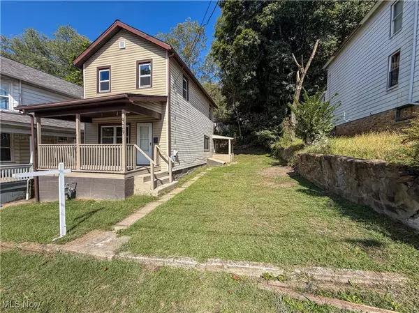 East Liverpool, OH 43920,929 Bank ST