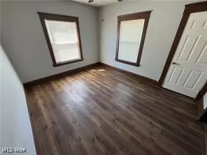 Cleveland, OH 44109,2915 Roanoke AVE #3