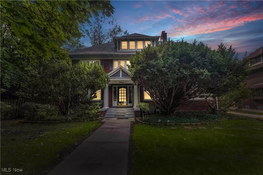 2568 Euclid Heights BLVD, Cleveland Heights, OH 44106
