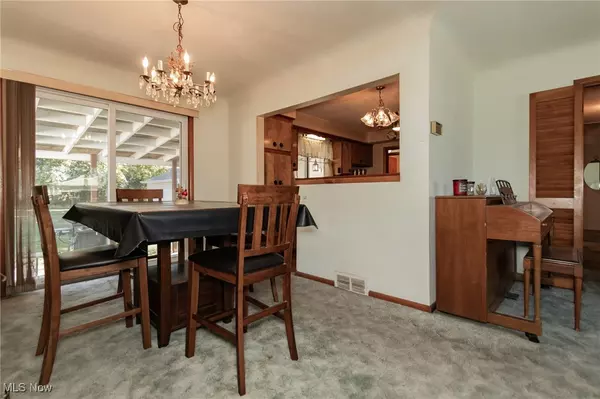 Mayfield Heights, OH 44124,6132 Westerham RD