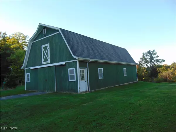 Perry, OH 44081,4571 River RD