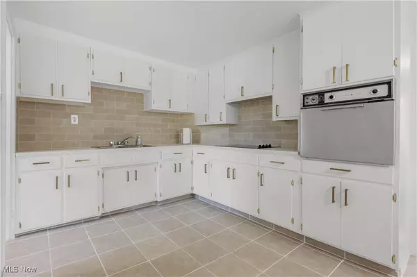 Rittman, OH 44270,247 E Sunset DR