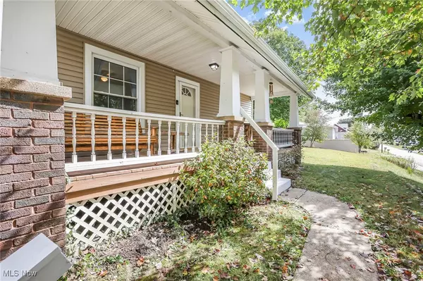 New Lexington, OH 43764,411 Fowlers LN