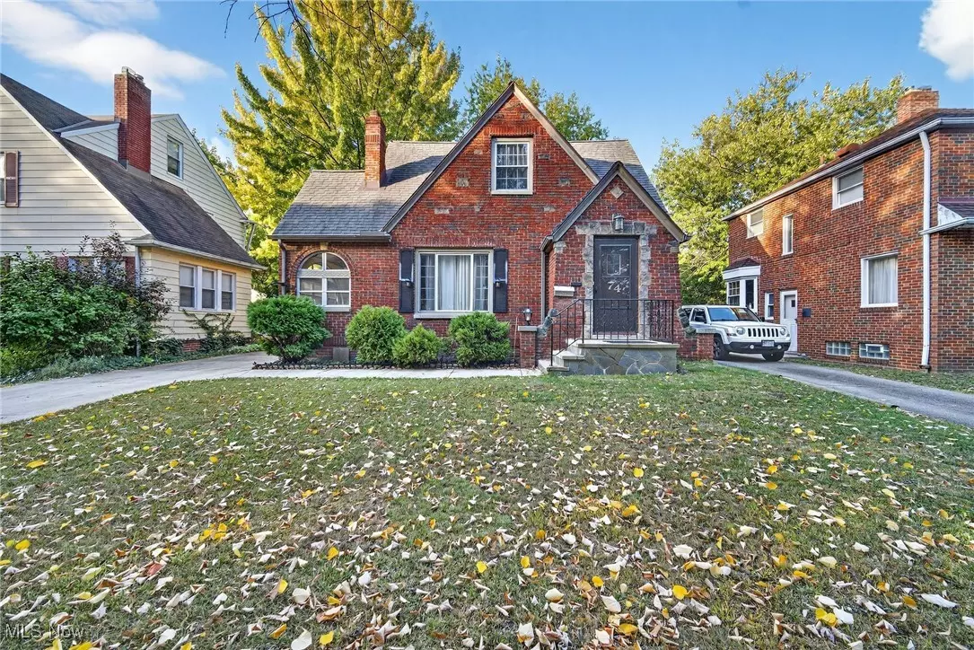 Euclid, OH 44123,74 E 214th ST