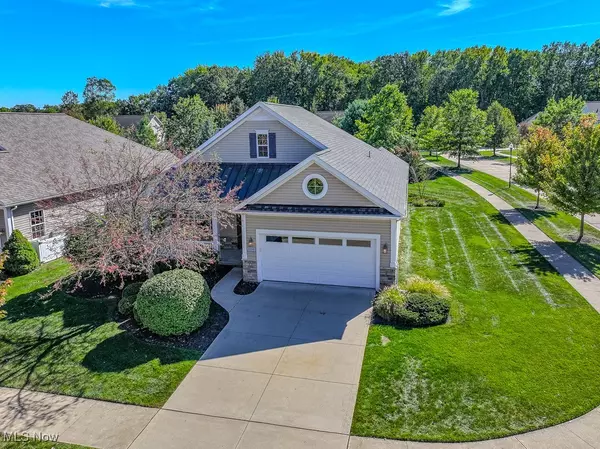 8208 Manor Gate WAY, Mentor, OH 44060