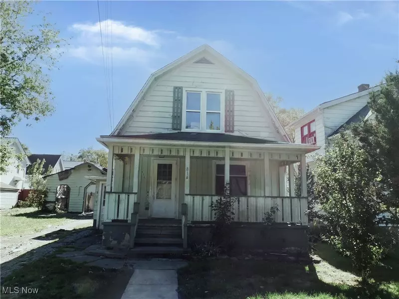 814 W 58th ST, Ashtabula, OH 44004