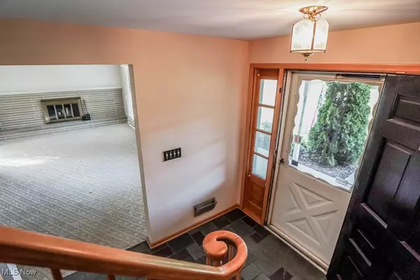 Canton, OH 44718,3878 36th ST NW