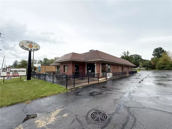 Elyria, OH 44035,42753 N Ridge RD