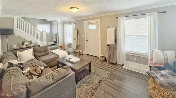 Richmond Heights, OH 44143,24801 Highland RD