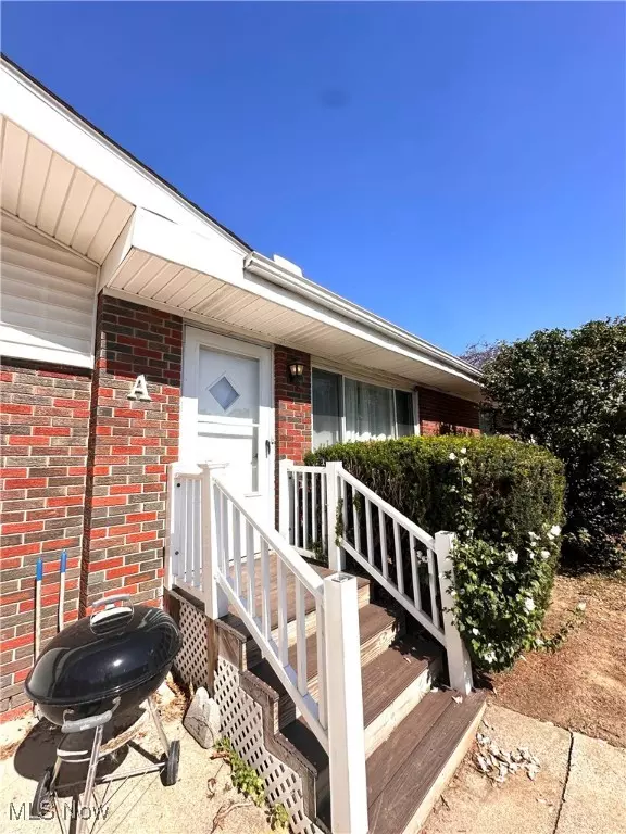 Fairlawn, OH 44333,288 Kenridge RD